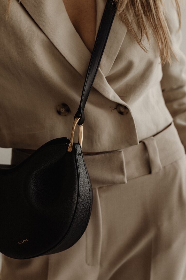 The Neutral Outfit Formula